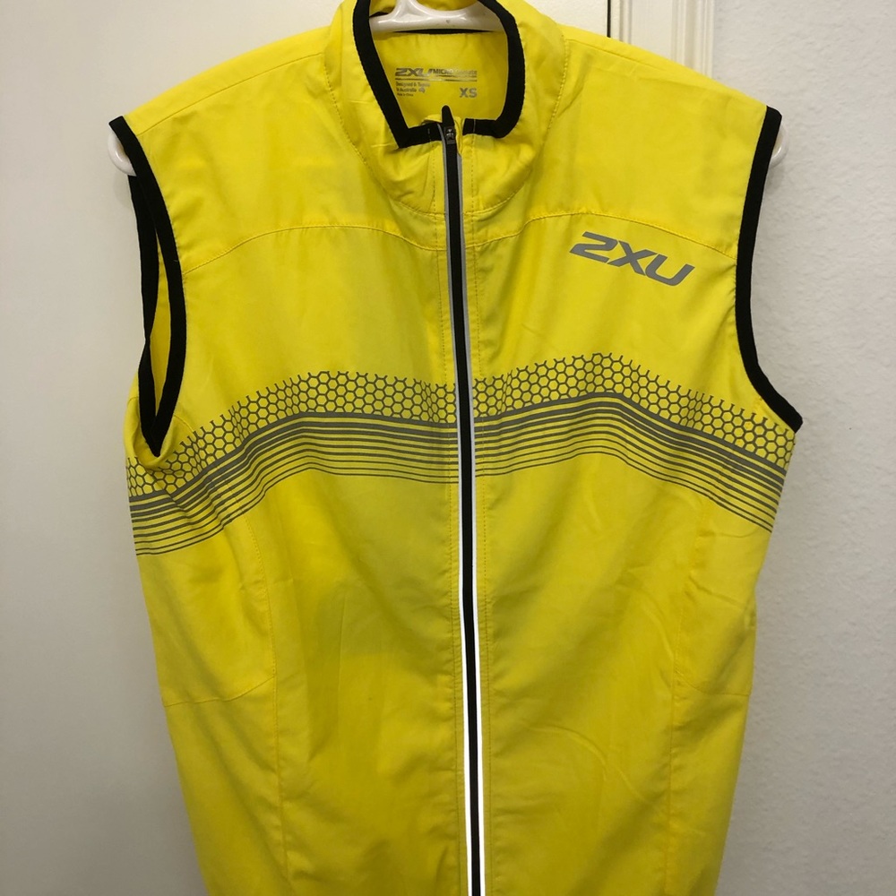 2XU Cycling Vest